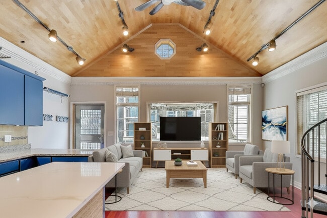 Foto del edificio - 1532 N Greenview Ave