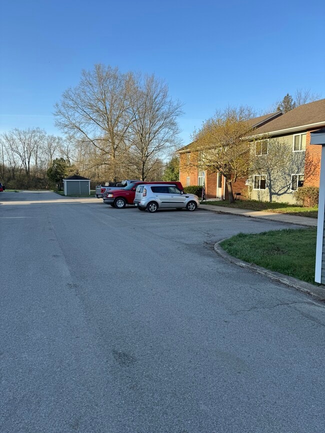 Building Photo - Country Place Apartments