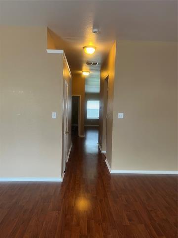 Building Photo - 3008 Cantura Dr