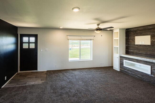 Foto del edificio - 4 BED 2 BATH HOME IN TETON - UTILITIES INCLUDED (BESIDES INTERNET)