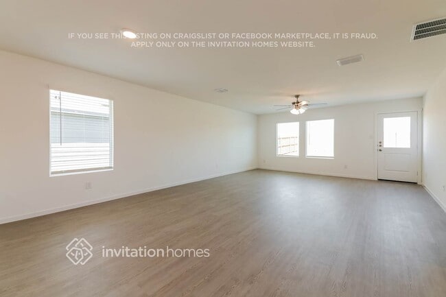 Building Photo - 1724 Poptic Ln