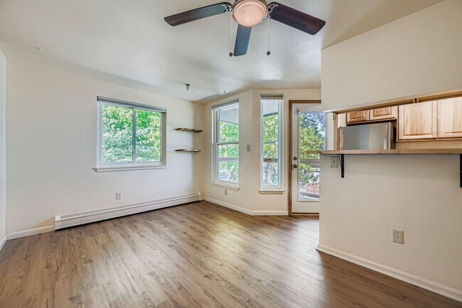 Building Photo - Stylish 1-Bedroom Condo in Prime Location!...