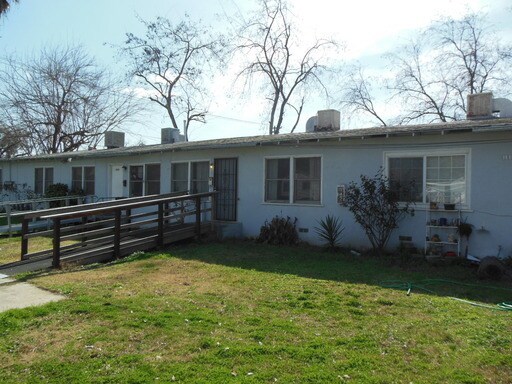 Building Photo - 1510 W 19th St