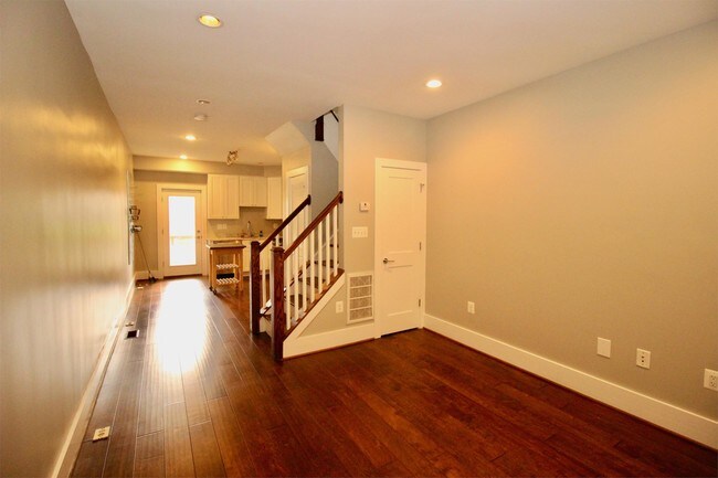 Foto del edificio - 3021 Sherman Ave NW