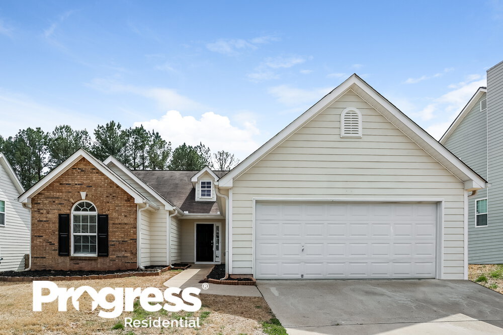 Primary Photo - 260 Augusta Woods Dr