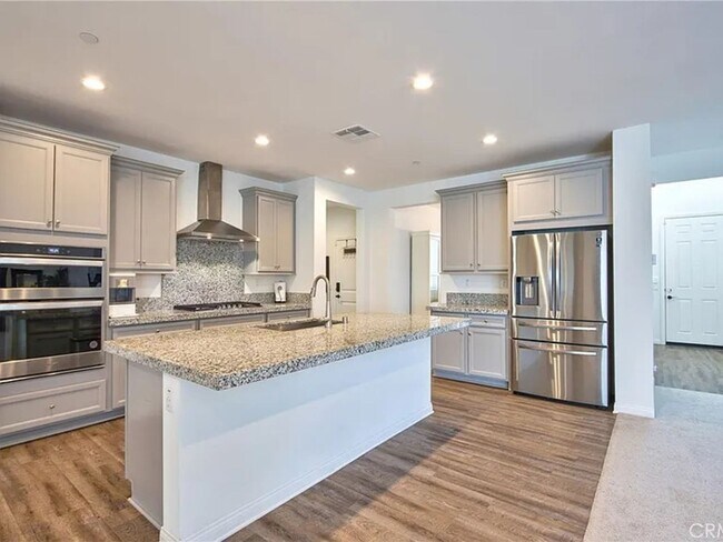 Foto del edificio - 33022 Clairette Ct