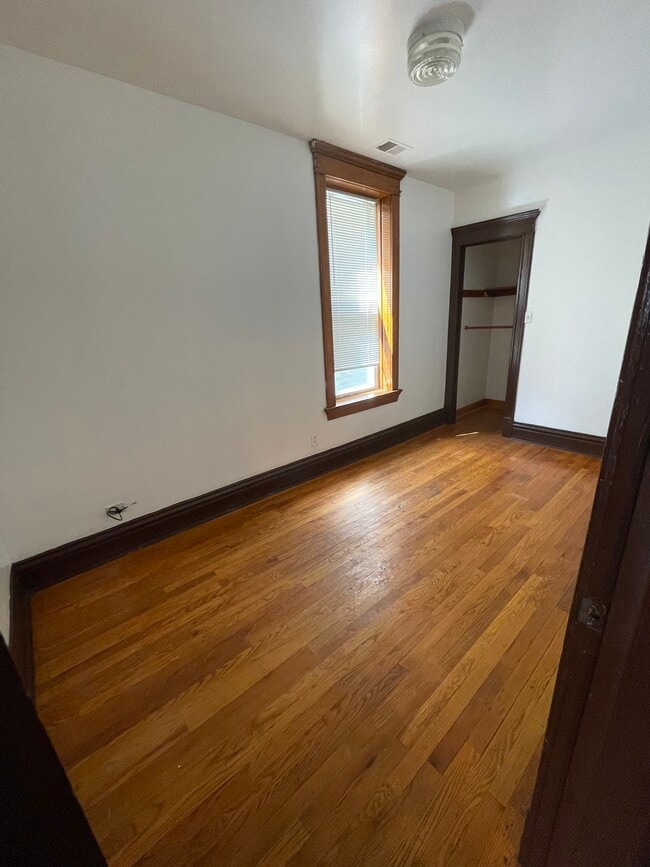 Building Photo - 2722 W Haddon Ave