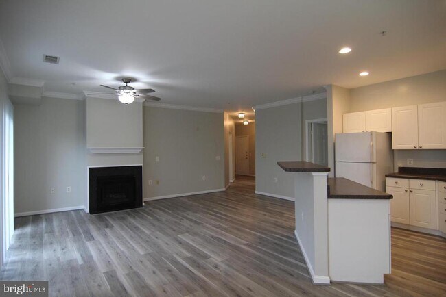 Foto del edificio - 3851 Aristotle Ct