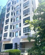 Building Photo - 3217 Wisconsin Ave NW