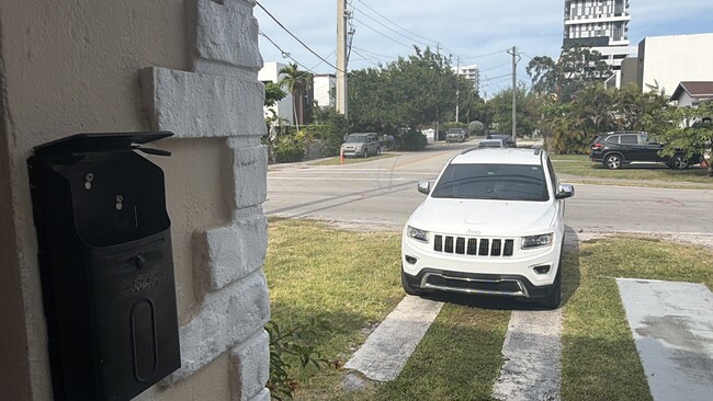 Assigned Parking - 2770 SW 30th Ave