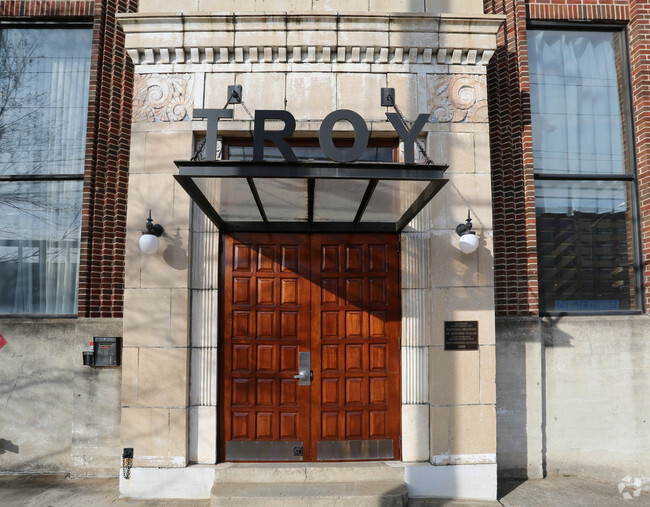 Foto del edificio - Troy-Peerless Lofts