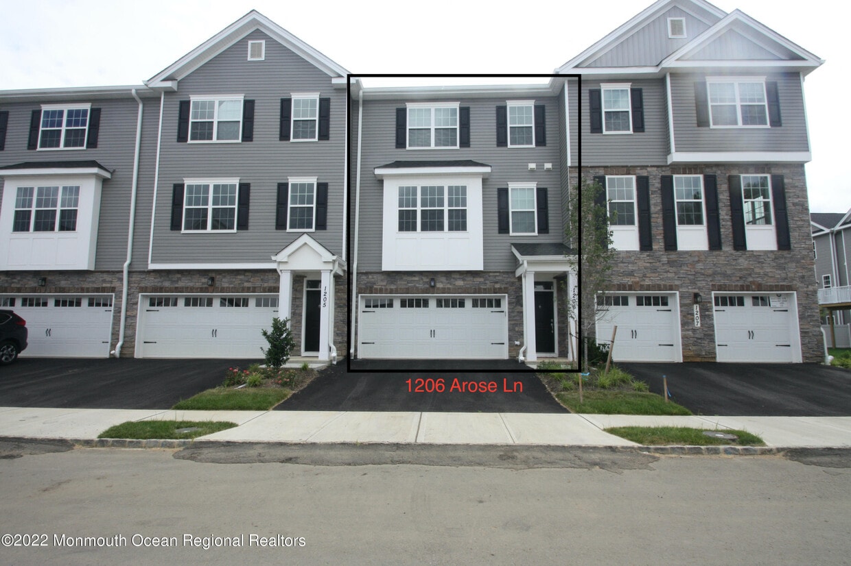 1206 Arose Ln, Middletown, NJ 07748 Condo for Rent in Middletown, NJ