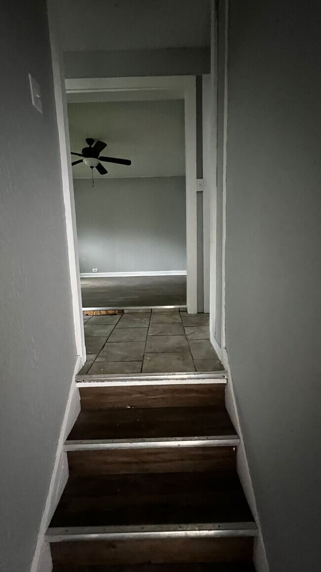Foto del edificio - 4315 E 119th St