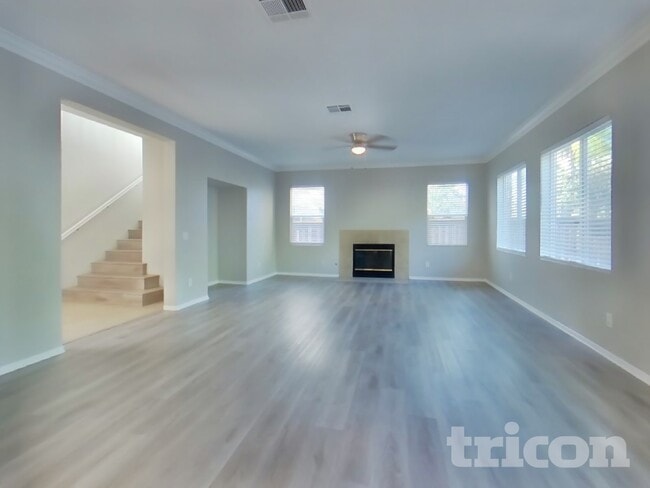 Foto del edificio - 33558 Iris Ln