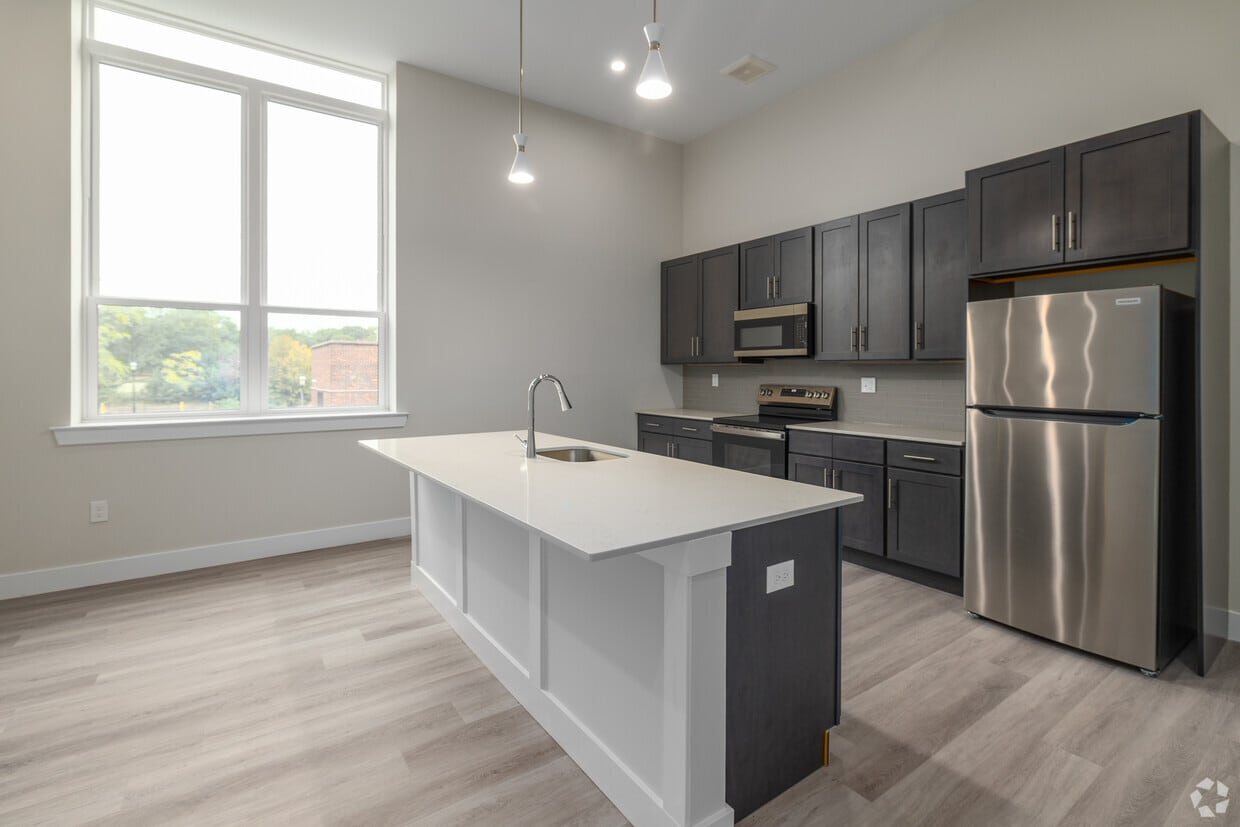 Primary Photo - Spice Lofts