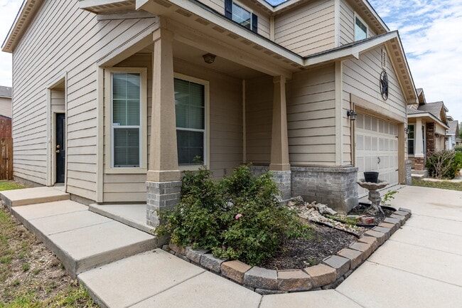 Building Photo - 3523 Copper Rim