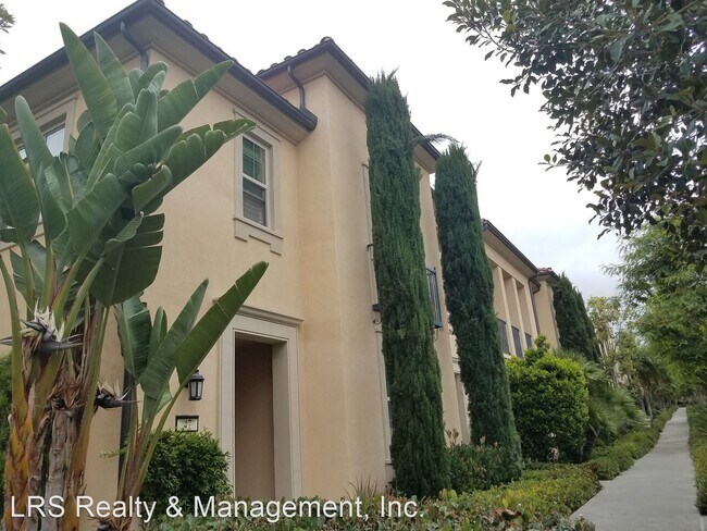 Building Photo - 3 br, 3 bath House - 47 City Stroll