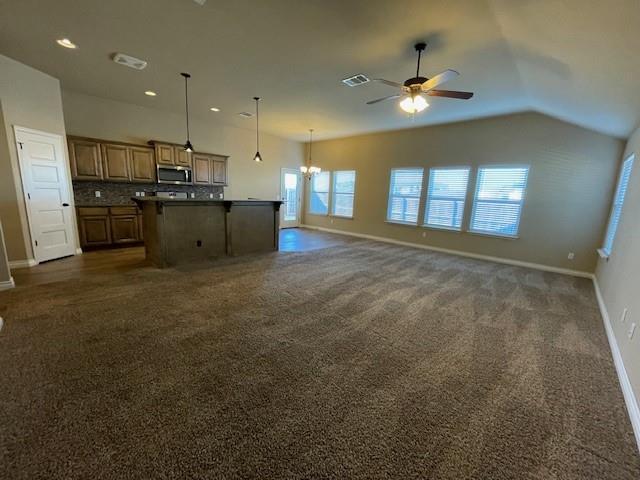 Foto del edificio - 2725 NW 189th St
