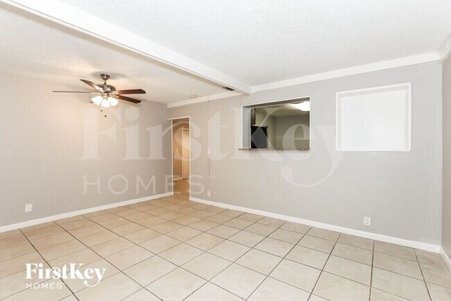 Building Photo - 4830 NW 12th Ct