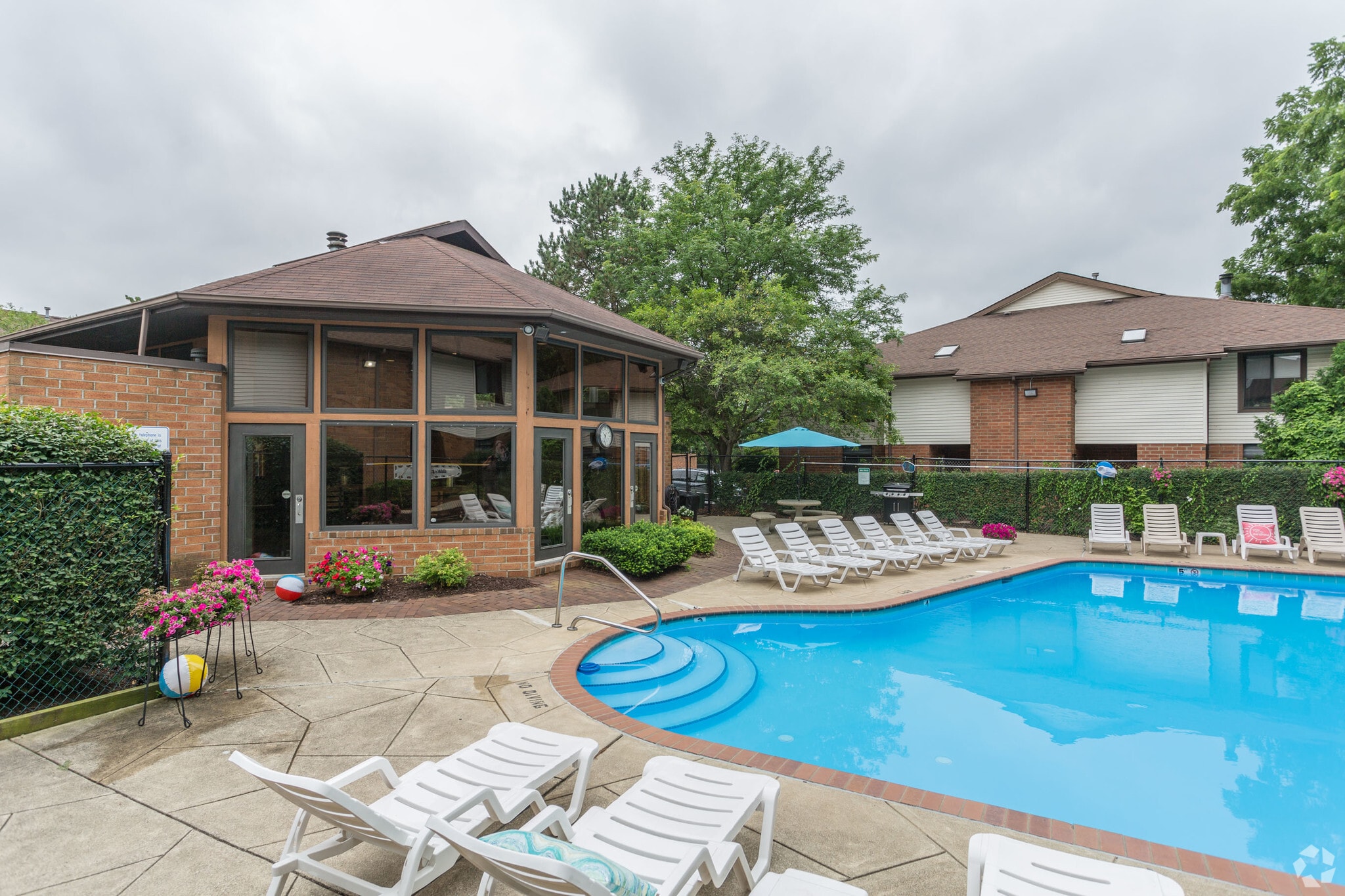 Parkridge Apartments – photo 1