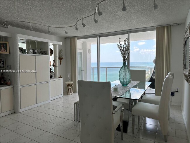 Foto del edificio - 2751 S Ocean Dr