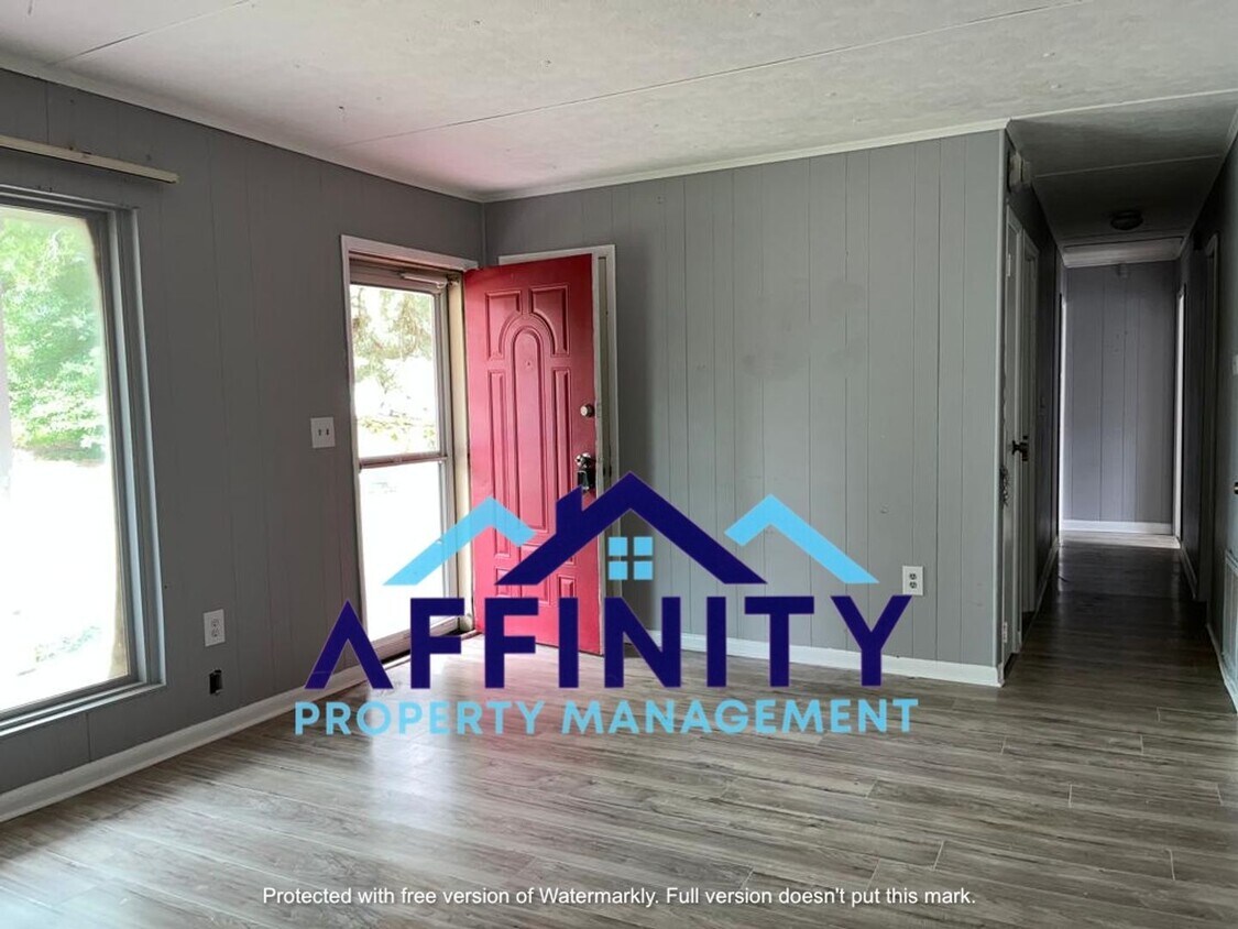 Primary Photo - 4 Bedroom/ 1.5 Bath Ranch Home