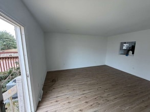 Building Photo - 309 Cold Spring Pl