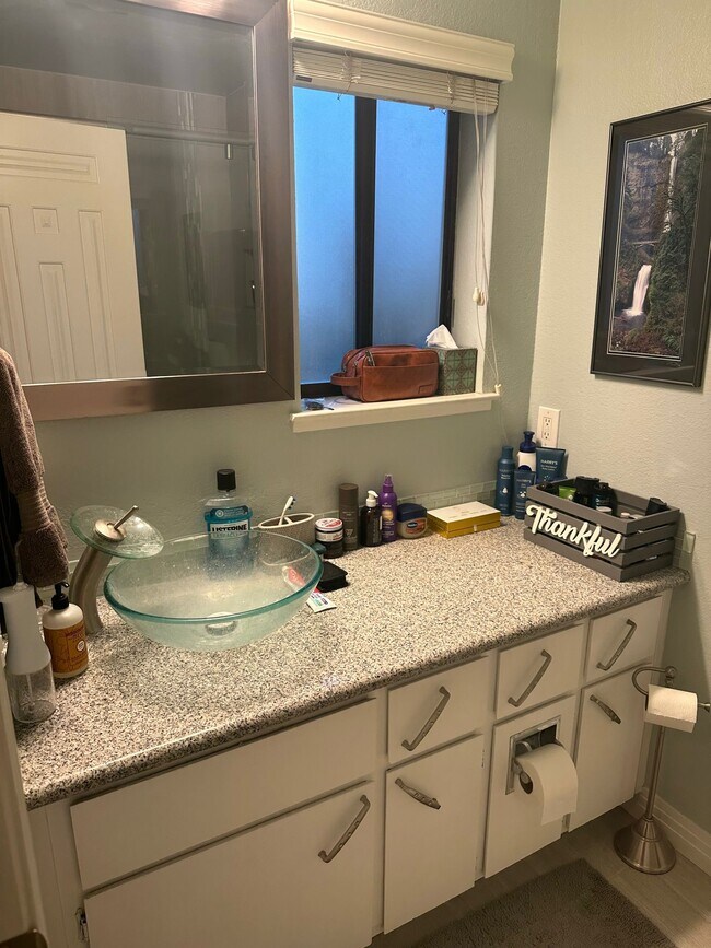 Foto del edificio - 284 Stonegate Cir