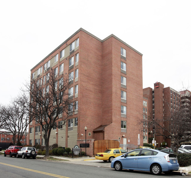 Building Photo - Annie B. Rose Apartments