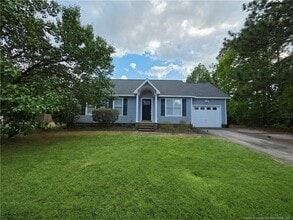 Building Photo - 6333 Cicada St