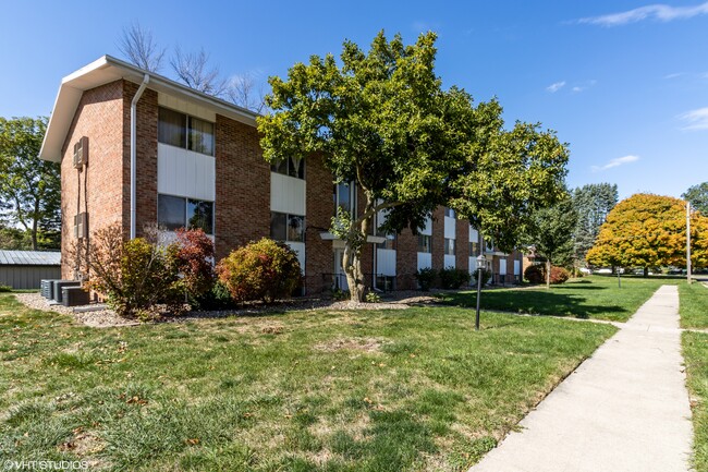 Building Photo - 1005 Parkway Dr