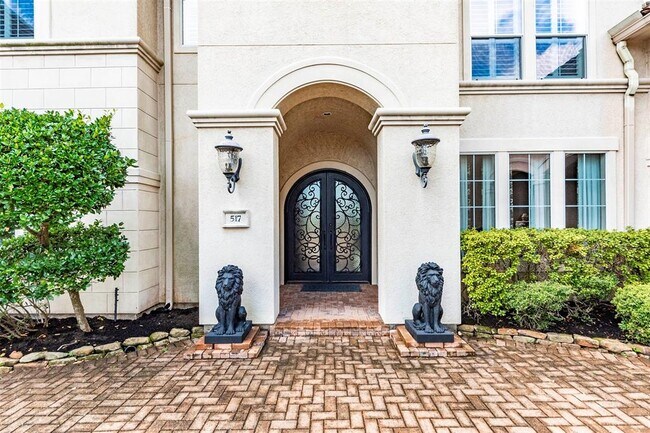 Foto del edificio - 517 Constellation Blvd