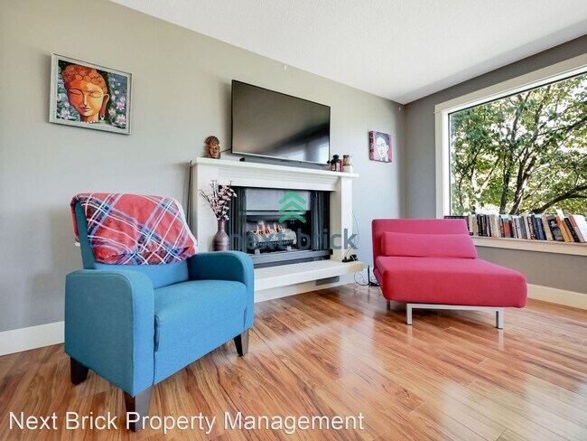 Building Photo - 2 br, 1.5 bath House - 610 Aloha St , Unit...