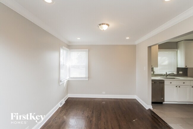Building Photo - 15519 Gouwens Ln