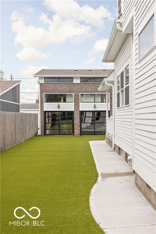 Foto del edificio - 929 Sanders St