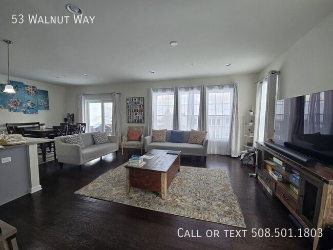 Foto del edificio - 53 Walnut Way