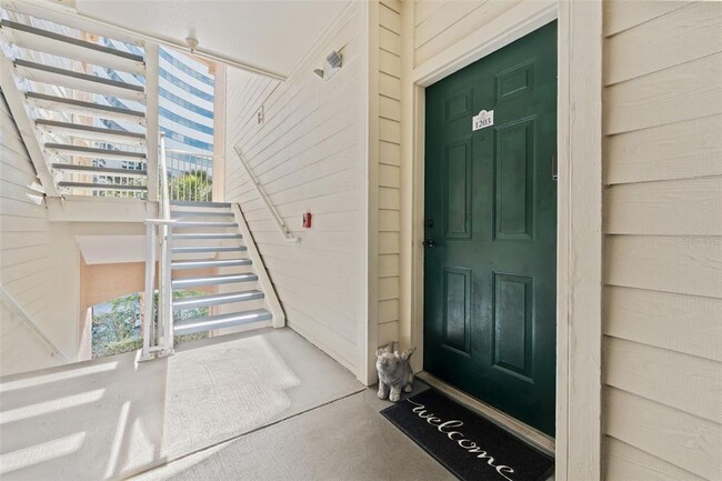 Building Photo - 1203 Bay Club Cir