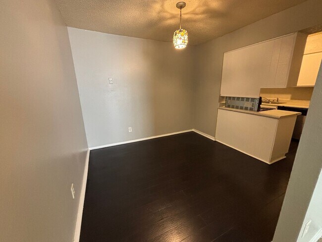 Foto del edificio - 2 bed, 1.5 bath condo in Norman, OK with c...