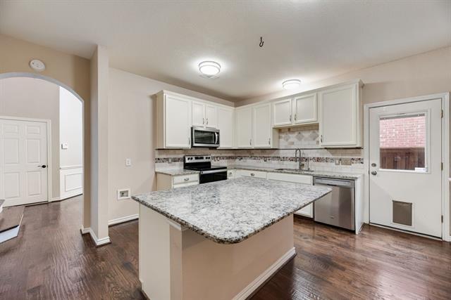 Foto del edificio - 317 Gershwin Way