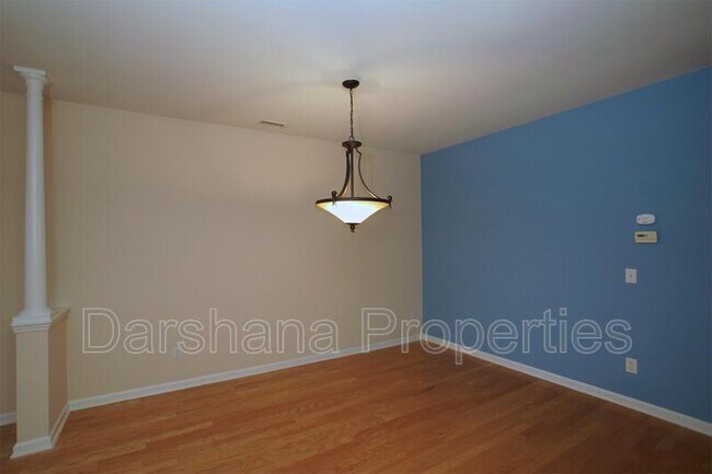 Building Photo - 1010 Arbor Valley Ln