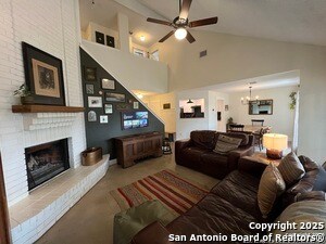 Foto del edificio - 15611 Knollhollow