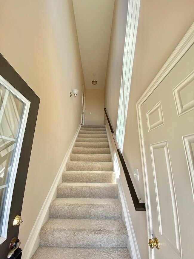 Foto del edificio - Well Maintained Union Condo with Lots of N...