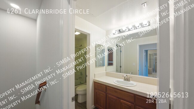 Foto del edificio - 4261 Clarinbridge Cir