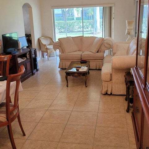 Foto del edificio - 1651 Oak Berry Cir