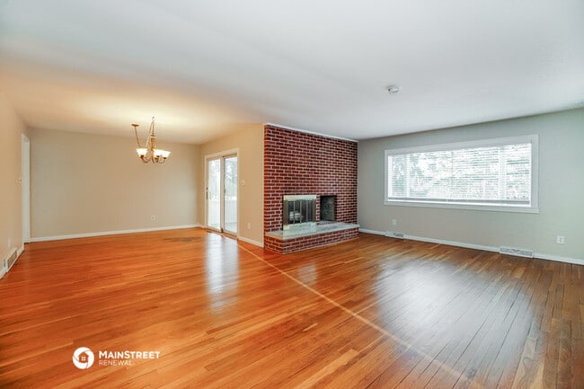 Building Photo - 229 Rocky Fork Dr
