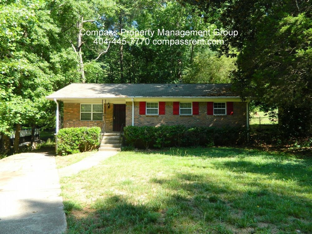 Expansive Ranch with Open Floor Plan House for Rent in Decatur, GA