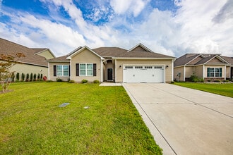 Building Photo - 2807 Bettye Gresham Ln