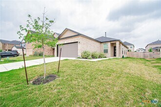 Building Photo - 4927 Park Lgt