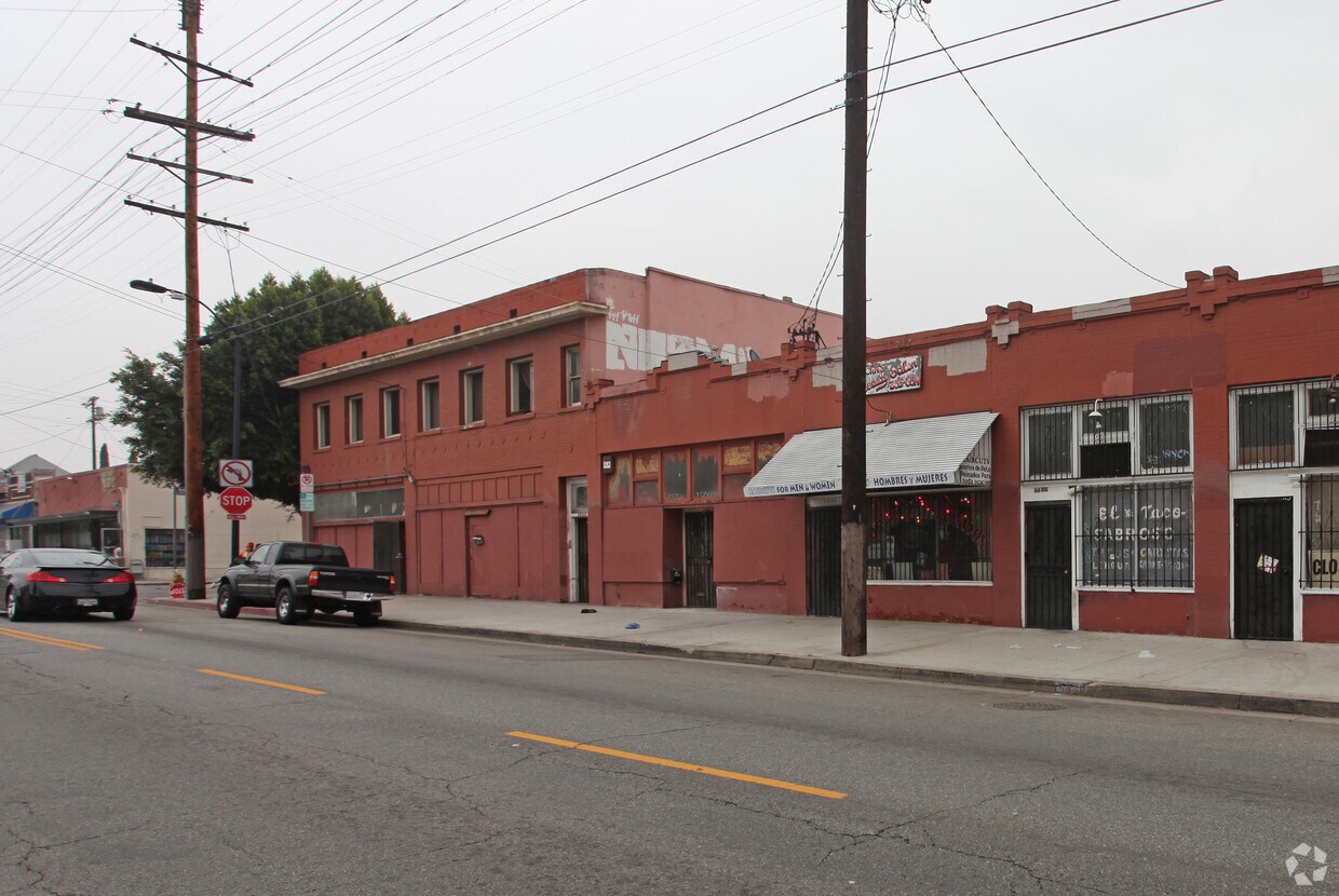 Foto del edificio - 228 Avenue 55