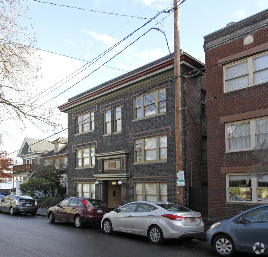 Building Photo - Adeline Apartments